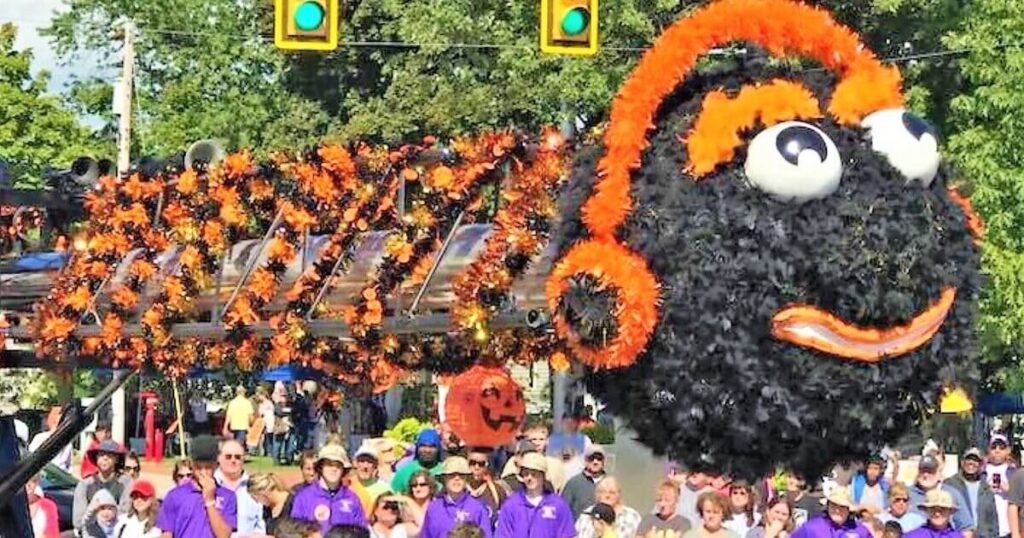 woollybear caterpillar float in the woollybear festival